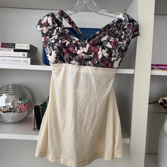 LULULEMON Wrap It Up Tank So Fly Butterfly Angel Wing Multi - Picture 6 of 10